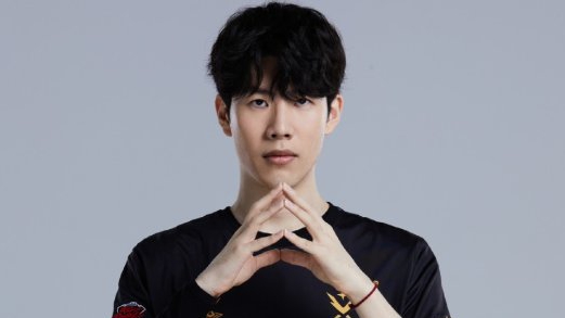 LOL巨星TheShy回應體操健將張博恒：期待共戰(zhàn)峽谷