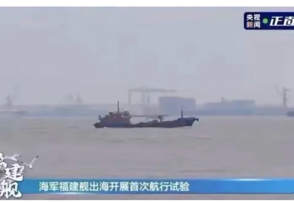 今日沙雕：人類這么智能，未來會(huì)不會(huì)把AI取代了？宣傳圖130