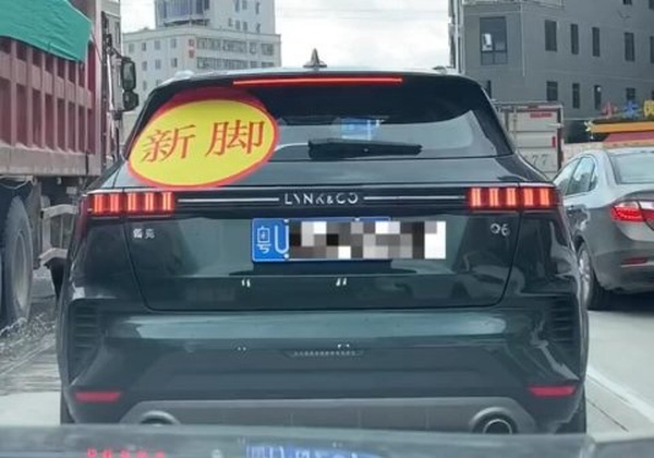 今日沙雕：現(xiàn)在好像都沒有在網(wǎng)上見過清朝的人了，是退網(wǎng)了嗎宣傳圖12