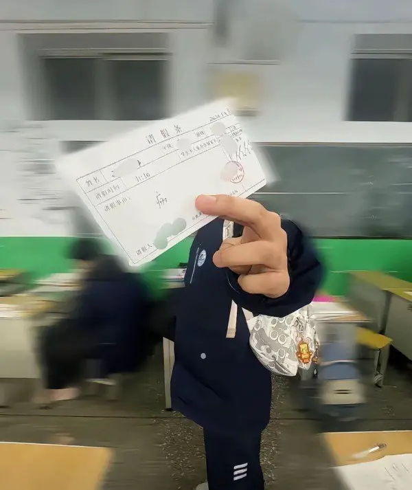 今日沙雕：聋哑人会不会用手语打呼噜宣传图137