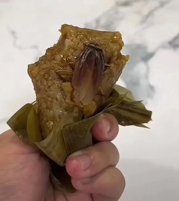 今日沙雕：黑人穿黑丝是不是等于穿肉丝？宣传图40