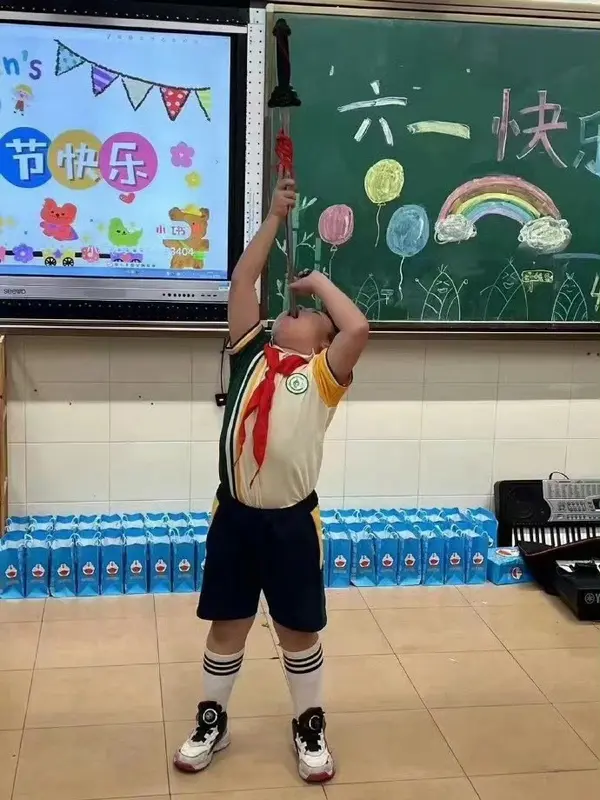 今日沙雕：如果天子是龙，那太子算不算奶龙宣传图331