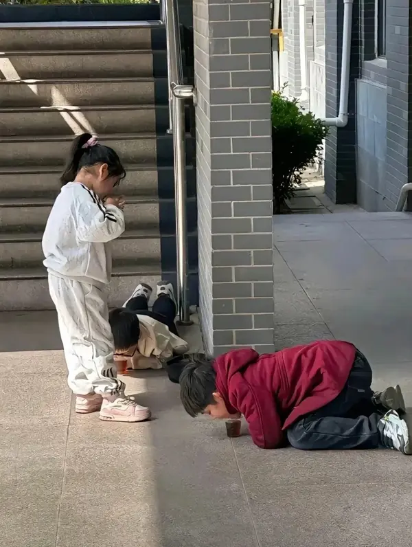 今日沙雕：世界上造假的人那么多，为什么我们的假还是很少？宣传图88