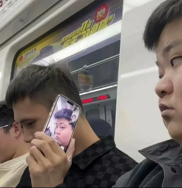 今日沙雕：给脑子看了华莱士的图片，才华喷涌而出宣传图225