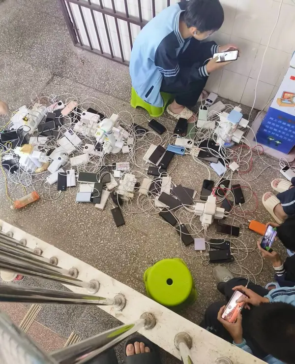 今日沙雕： 黑人要怎么白手起家？宣传图45