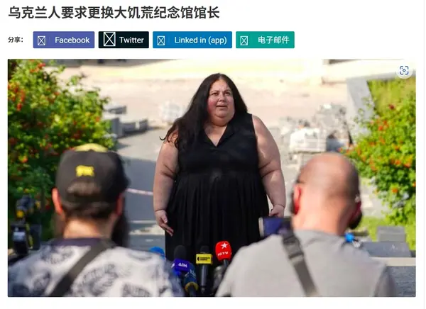 今日沙雕：仰卧起坐时我的头碰到了膝盖，心想还好不是贪吃蛇宣传图77