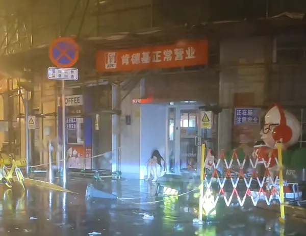 今日沙雕：既然焚燒垃圾站可以發(fā)電，為什么不用火葬場(chǎng)來發(fā)電呢？宣傳圖71