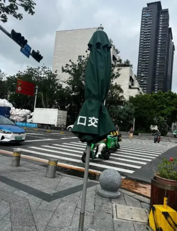 今日沙雕： 如果機(jī)長在飛機(jī)上起飛的話飛機(jī)會迫降嗎？宣傳圖53